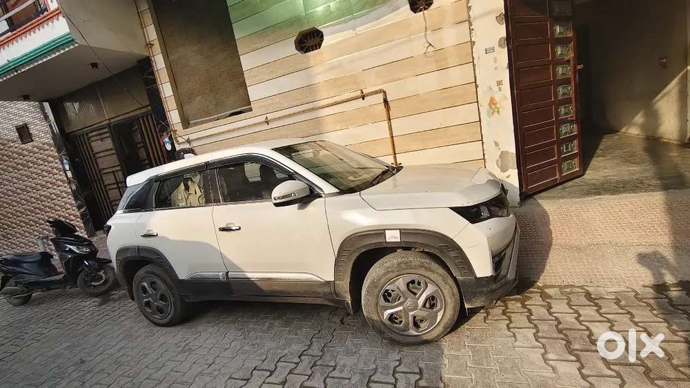 Maruti Suzuki Brezza Lxi 2024