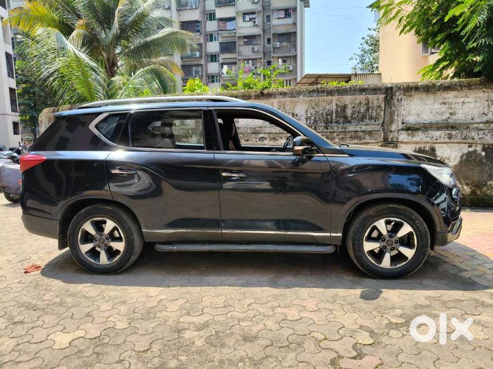 Mahindra Alturas G4 2019