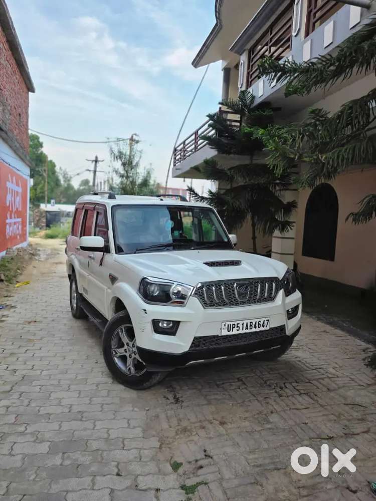 Mahindra Scorpio S8 2.2