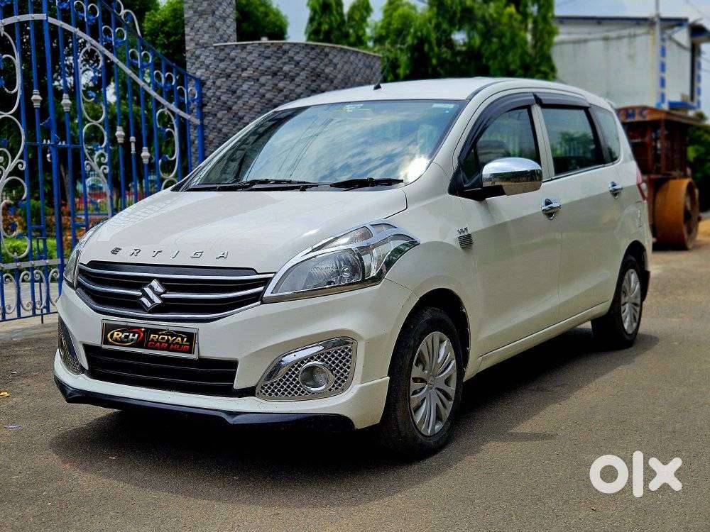 Maruti Suzuki Ertiga Lxi, 2017, Petrol