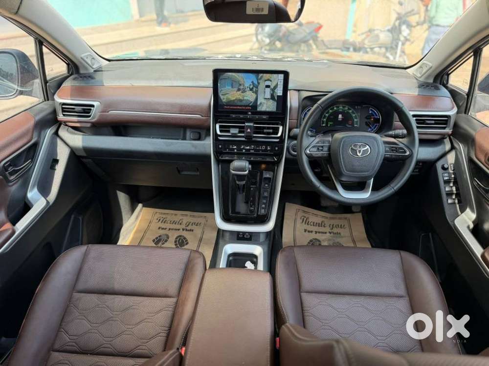 Toyota Innova Hycross 2.0 Zx Hybrid 7 Str, 2024, Petrol