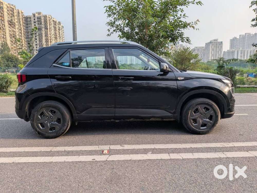 Hyundai Venue S 1.2 Petrol, 2023, Petrol
