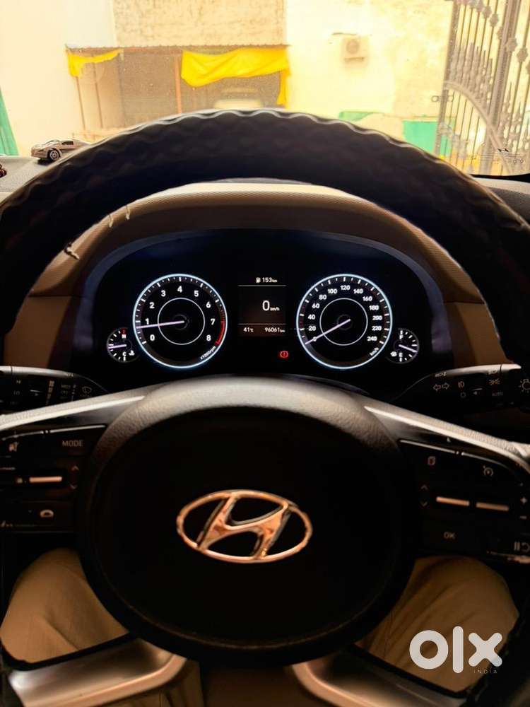Hyundai Petrol Manual 2022