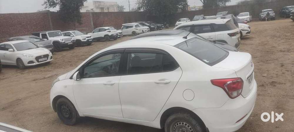 Hyundai Xcent 2016 Cng & Hybrids Well Maintained