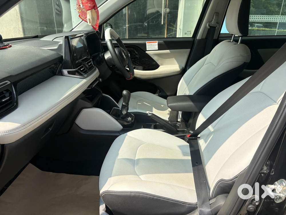 Maruti Suzuki Victoris Zxi 2wd Cng 1.5l Manual, 2026, Cng & Hybrids