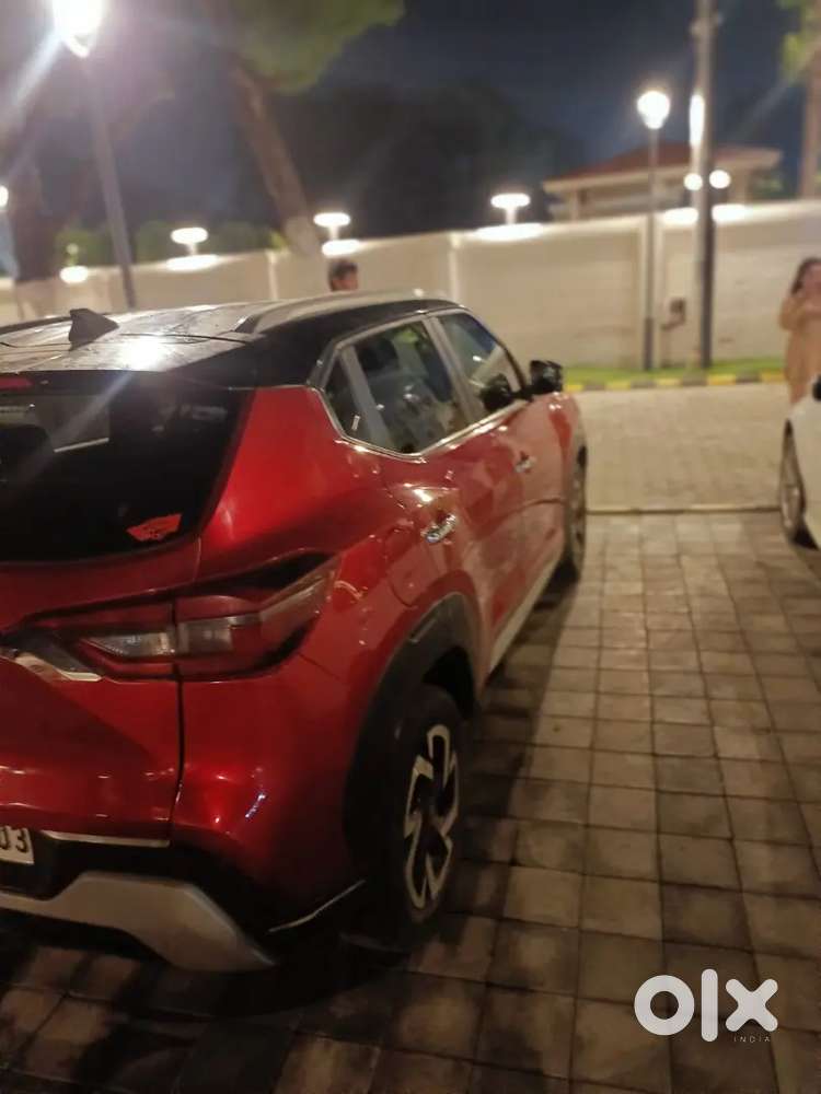 Nissan Magnite Xv Premium Dual Tone 2021 Top Condition