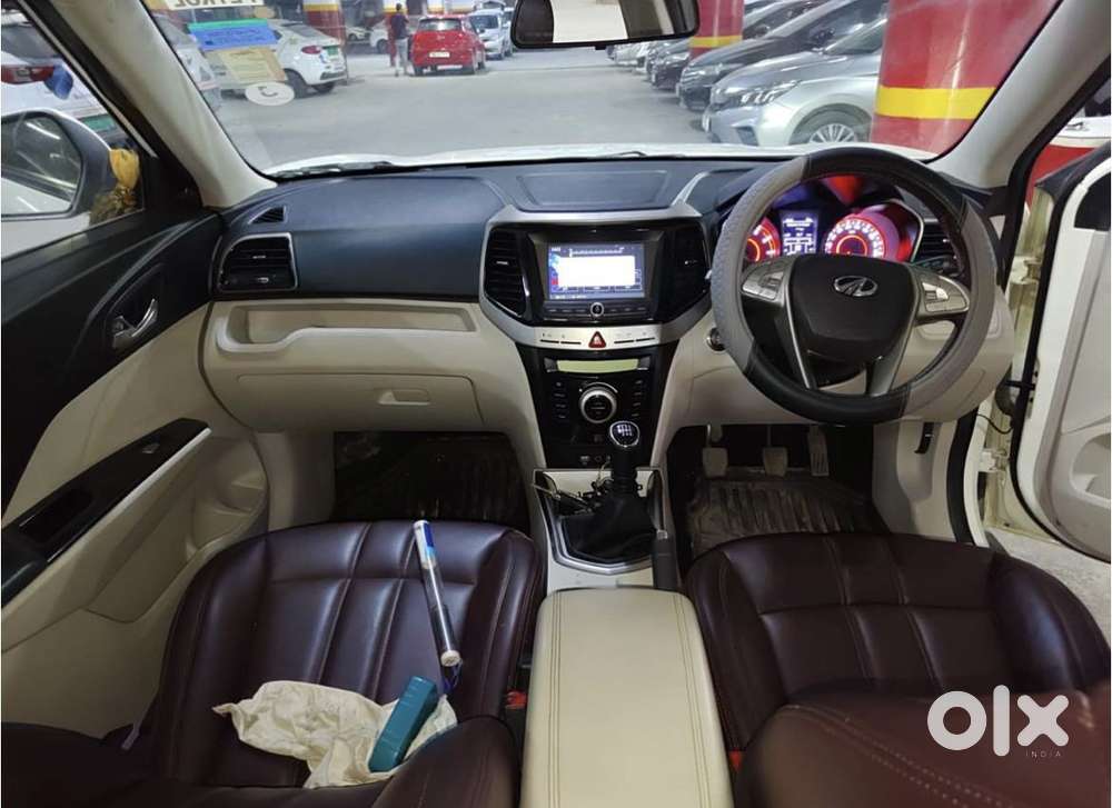 Mahindra Xuv300 W8, 2021, Petrol