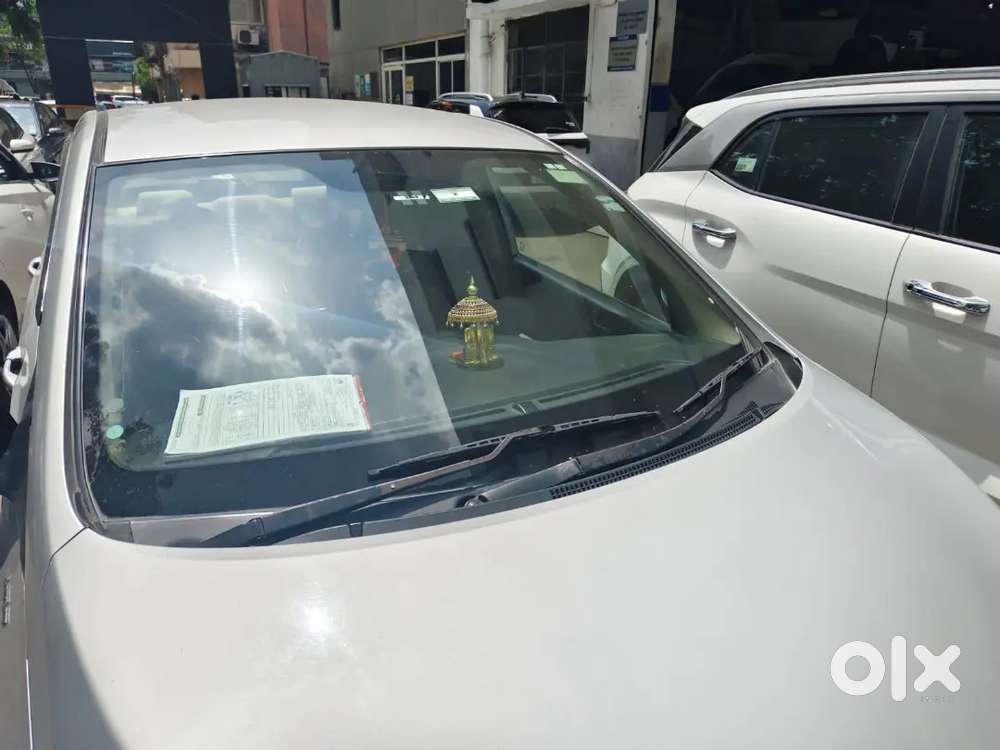 Hyundai Xcent Petrol 2015