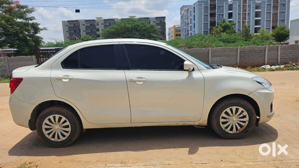 Maruti Suzuki Swift Dzire Vxi Optional, 2019, Petrol