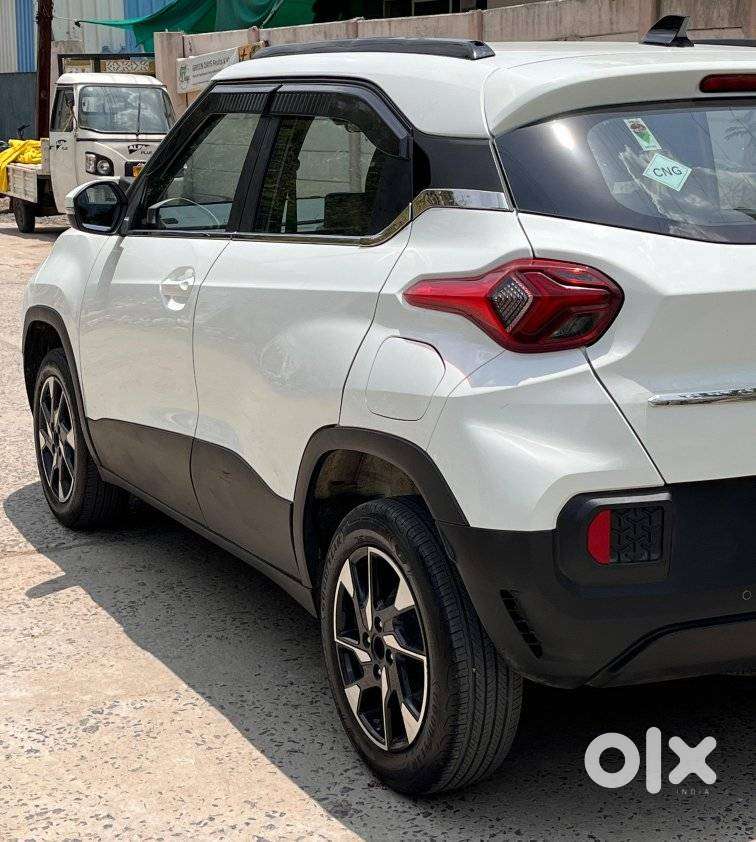 Tata Punch Accomplished Dazzle Mt Sunroof, 2023, Cng & Hybrids