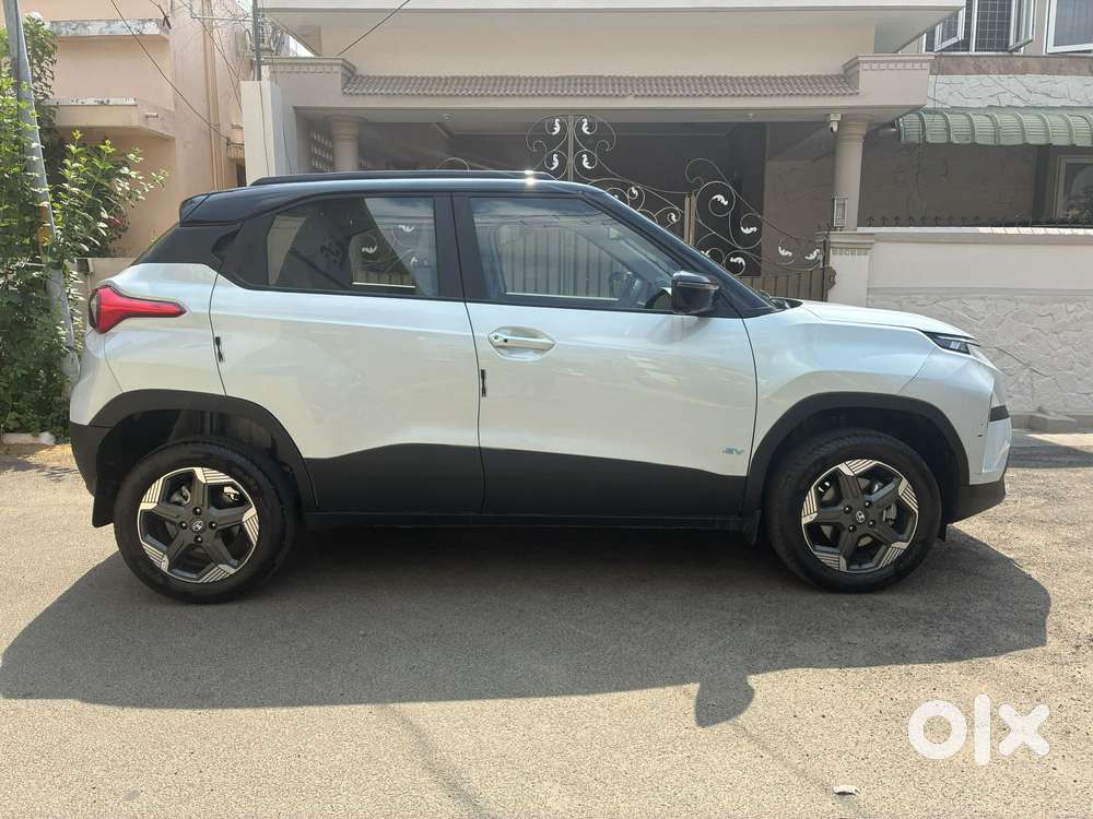 Tata Punch Ev Empowered Plus S Lr, 2025, Electric