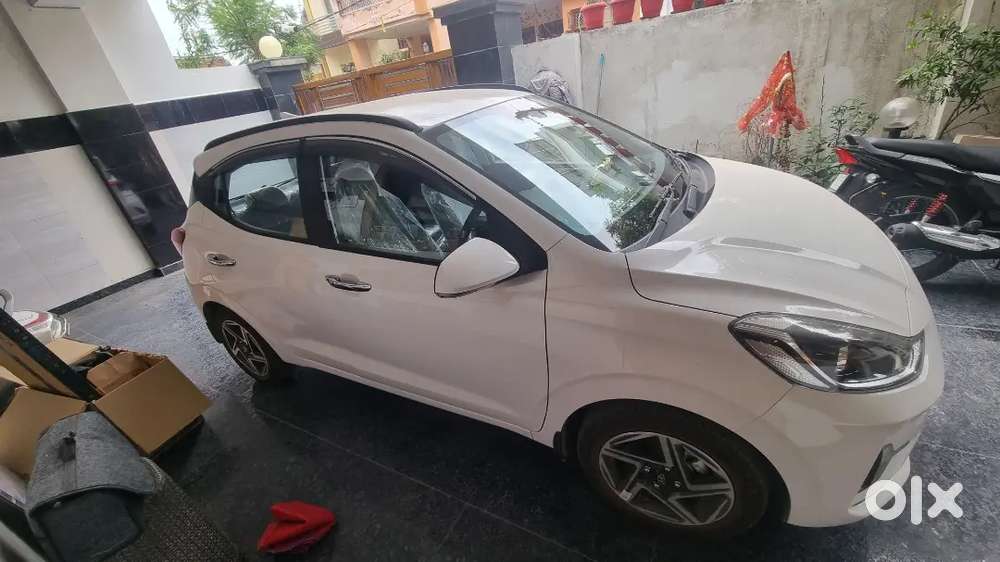 Grand I10 Sports Optional, Drive 1965km Only