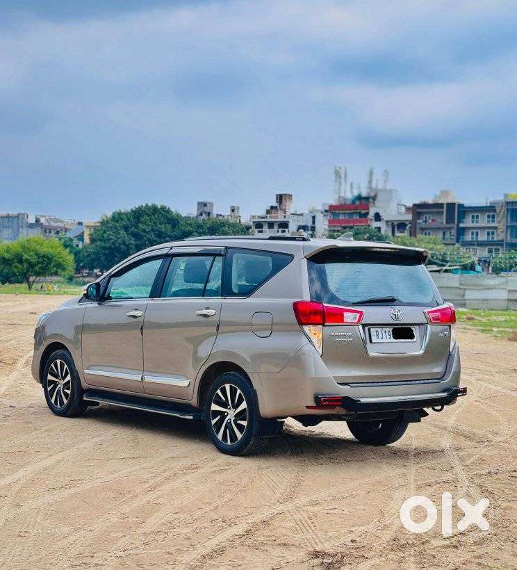 Toyota Innova Crysta 2.4 Z 7 Str, 2025, Diesel