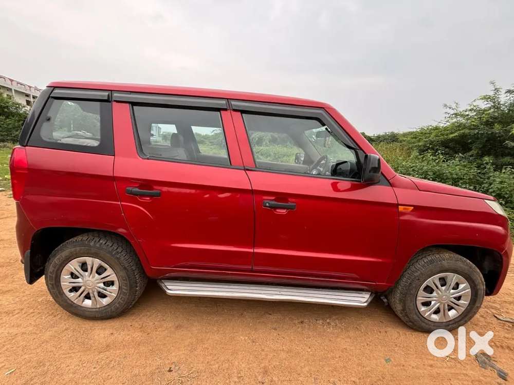 Mahindra Tuv 300 2016