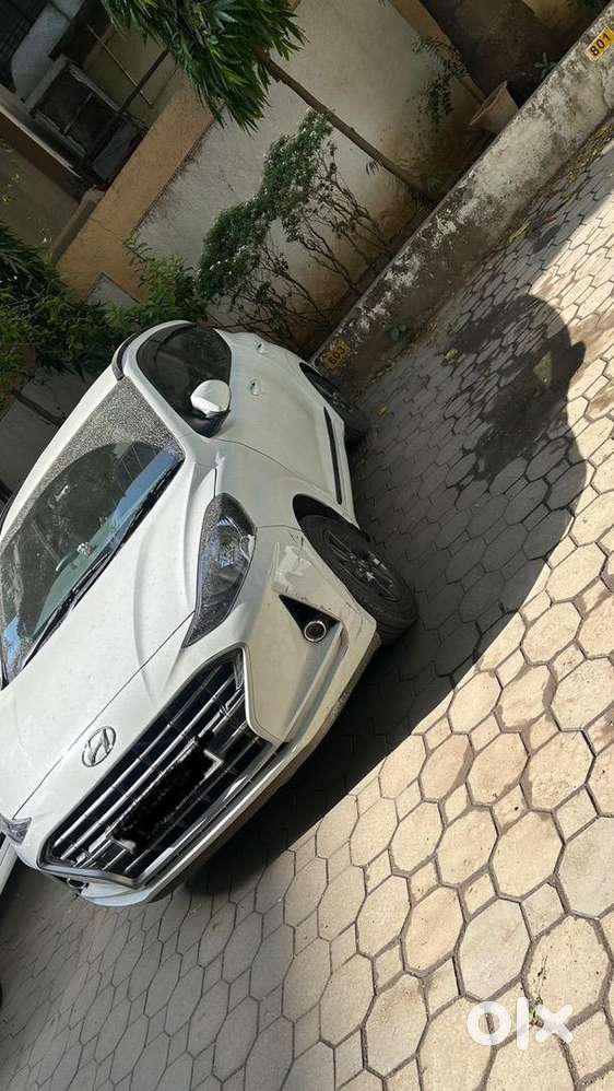 2023 Hyundai Petrol Manual, 25000 Km Driven