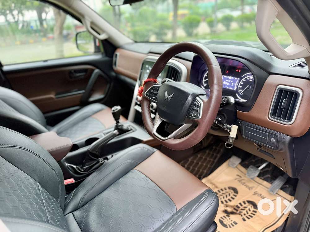 Mahindra Scorpio N Z4 Petrol Mt 7 Str, 2023, Petrol