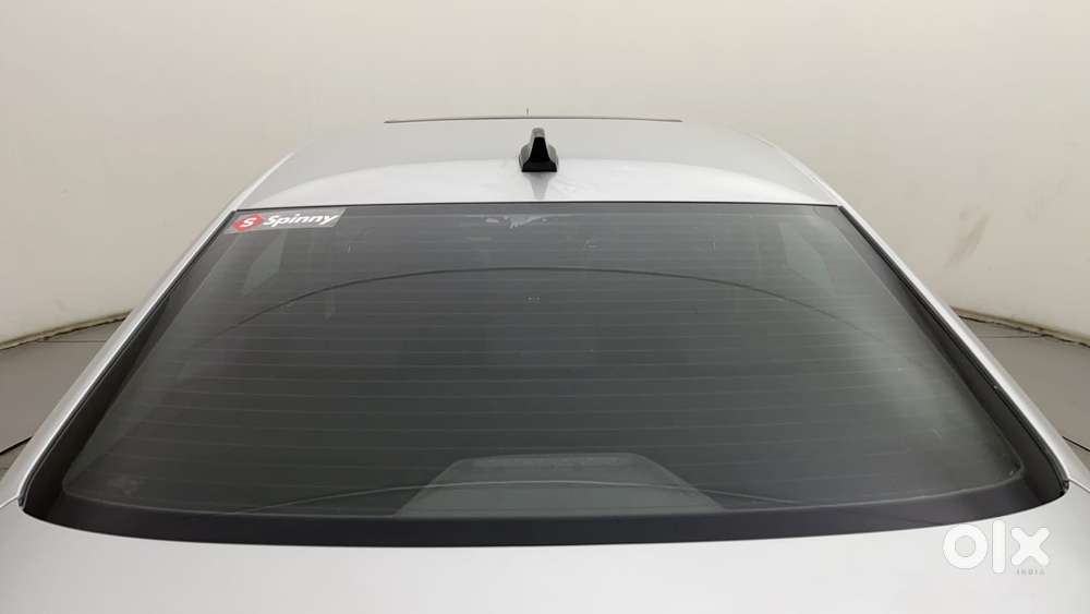 Skoda Slavia Style 1.0l Tsi At, 2022, Petrol