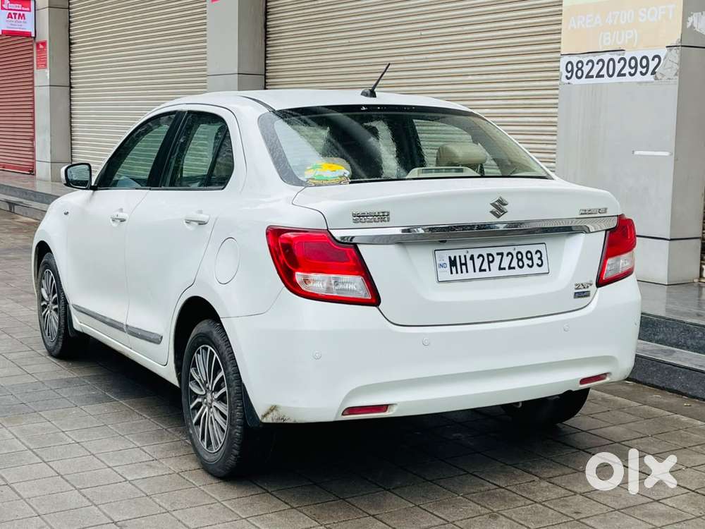 Maruti Suzuki Swift Dzire Zxi + Amt, 2017, Petrol