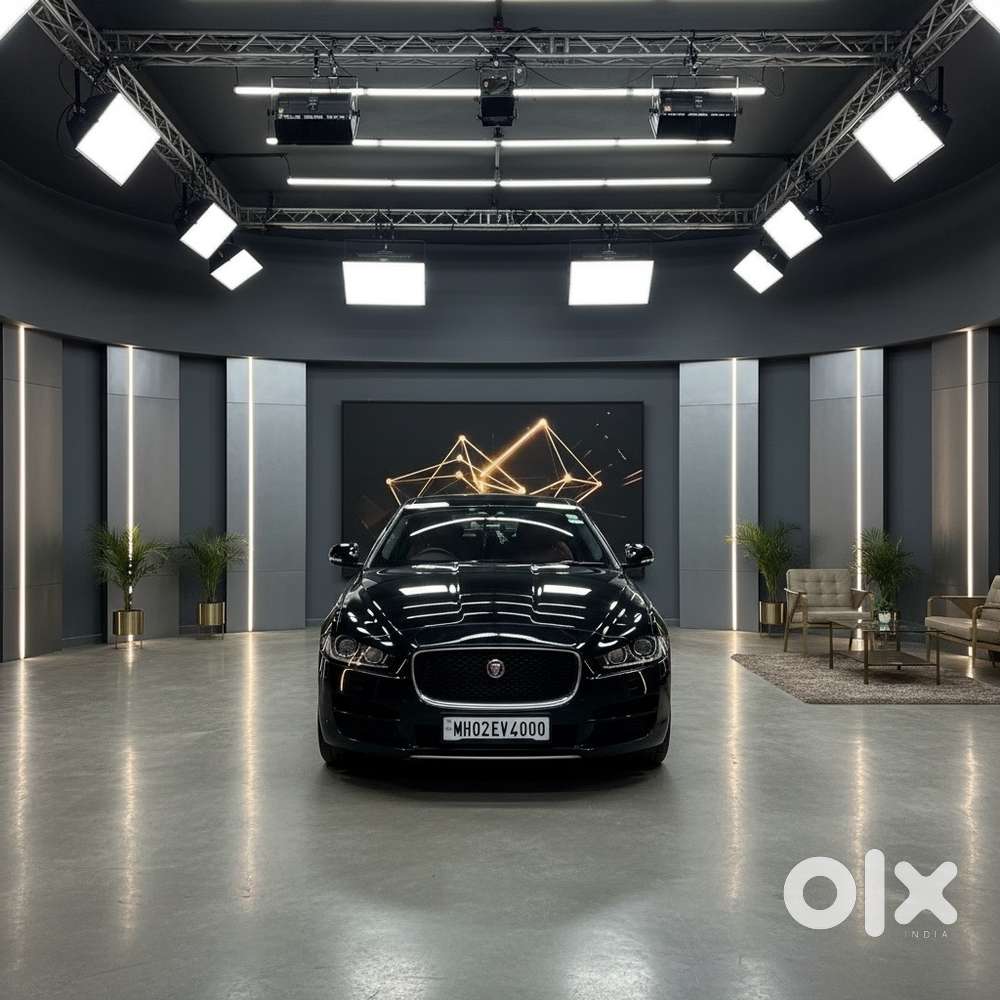Luxurious Jaguar Xe  2018  Petrol 68800 Wsr