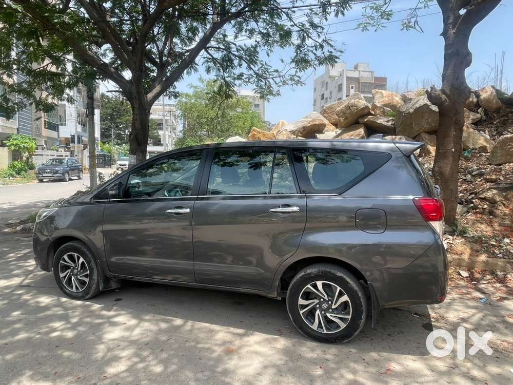 Toyota Innova Crysta 2021
