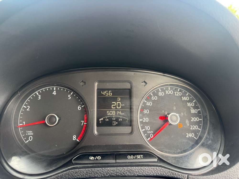 Volkswagen Ameo Highline Petrol 2017
