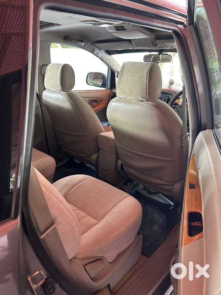 Toyota Innova Diesel 2009 Year