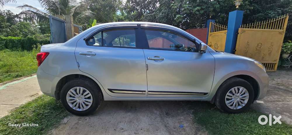 Maruti Suzuki Dzire 1.2 Vxi, 2024, Petrol