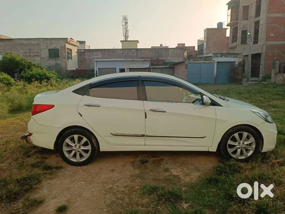 Hyundai Verna Crdi 2012