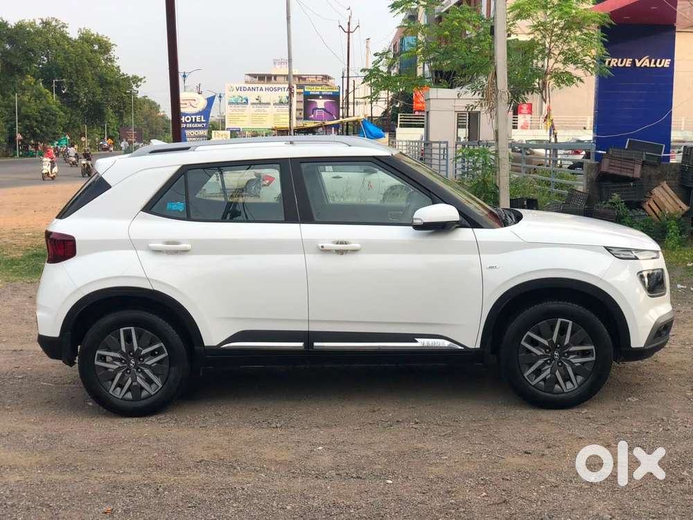 Hyundai Venue 1.0 Sx Turbo Imt, 2022, Petrol
