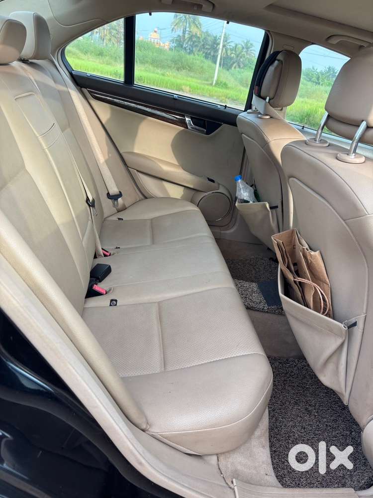 Mercedes-benz C-class 2009 Car With Sunroof