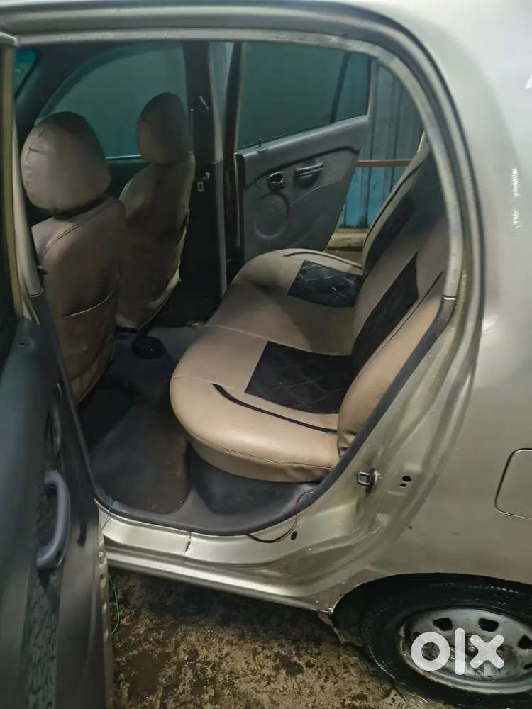 Hyundai Santro Gs Zip 2012