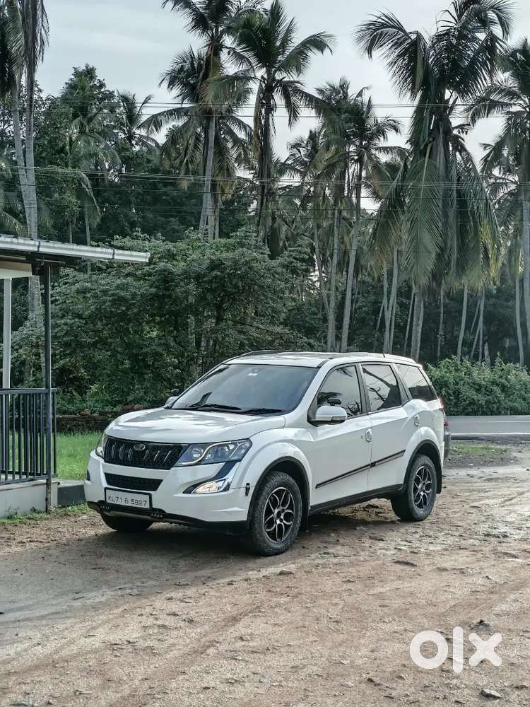 Mahindra Xuv500 2.2 W6 Diesel 2015