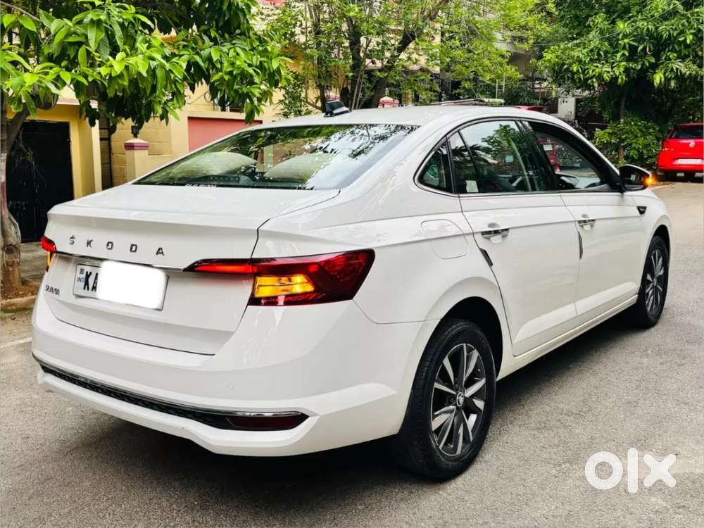 Skoda Slavia Ambition 1.0l Tsi Mt, 2022, Petrol