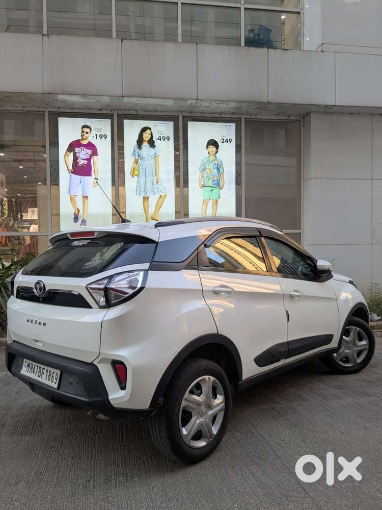 Tata Nexon 1.2 Revotron Xma Amt (s), 2022, Petrol
