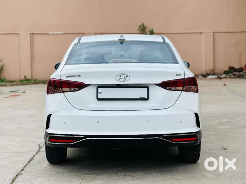 Hyundai Verna 1.5 Sx (o) Diesel At, 2022, Diesel