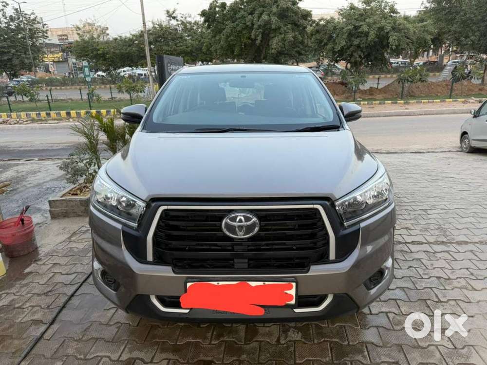 Like Brand New – 2025 Regd Toyota Innova Crysta Gx+7s (captain Seats)