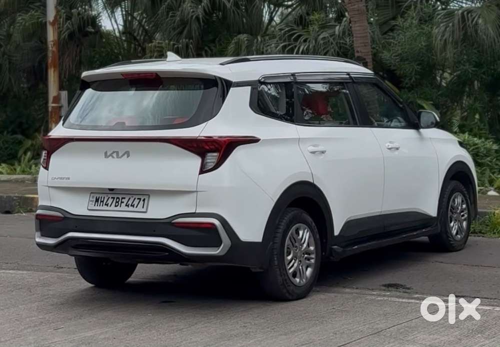 Kia Carens, 2022, Petrol
