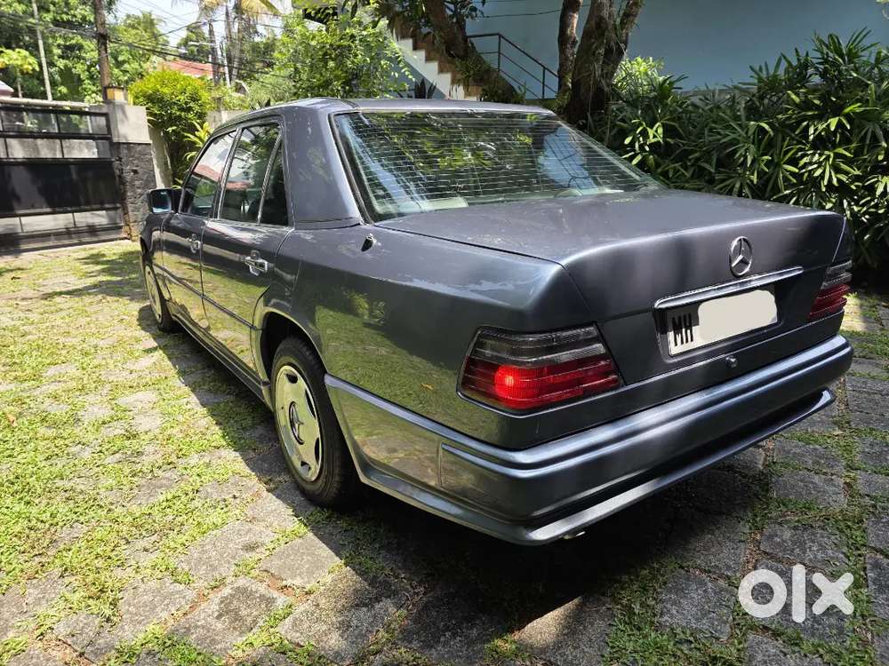 Mercedes Benz W124 Manual Petrol