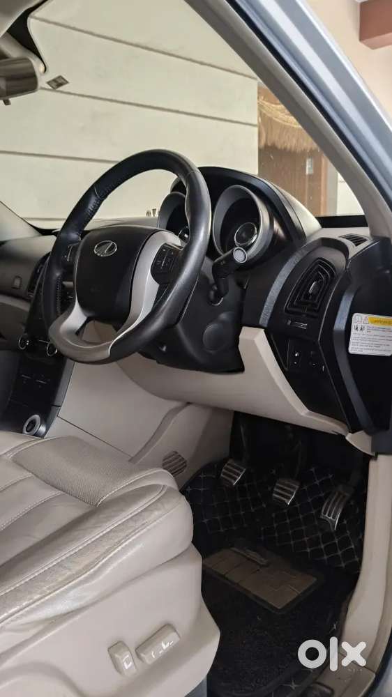 Mahindra Xuv500 2016
