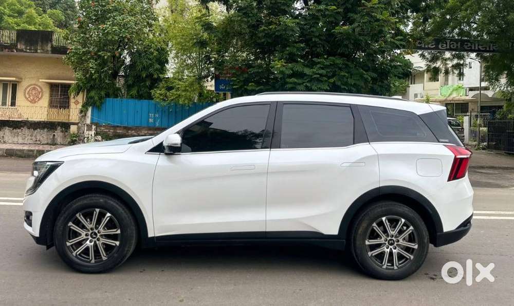Mahindra Xuv700 2.2 Ax 7 Diesel Mt Luxury Pack Str, 2024, Diesel