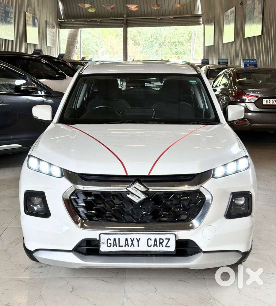 Maruti Suzuki Grand Vitara 1.5 Delta Smart Hybrid At, 2023, Petrol