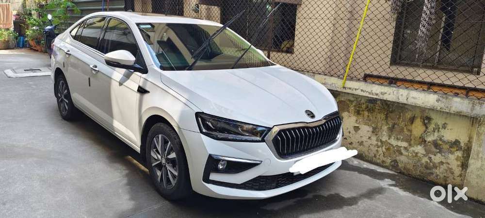 Skoda Slavia Style 1.0l Tsi At, 2022, Petrol