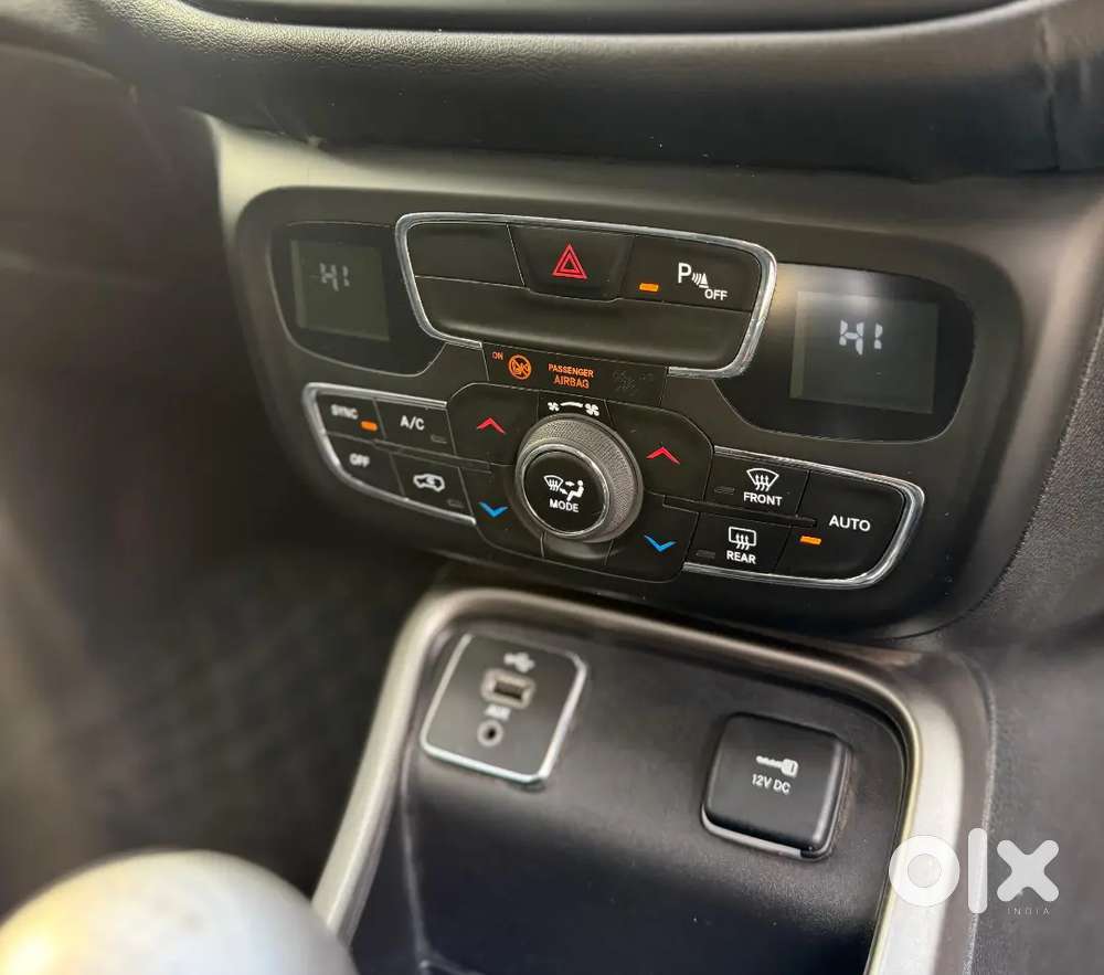 Jeep Compass 2020 Petrol 75000 Km Driven