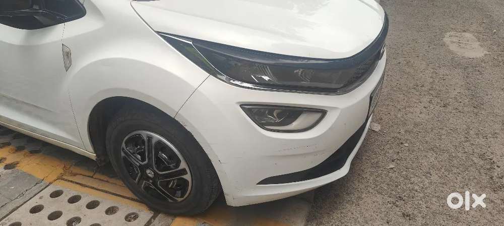 Tata Altroz 1.2 Xe 2021