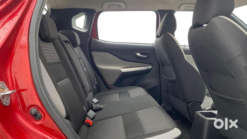 Nissan Magnite 1.0 Xv, 2023, Petrol