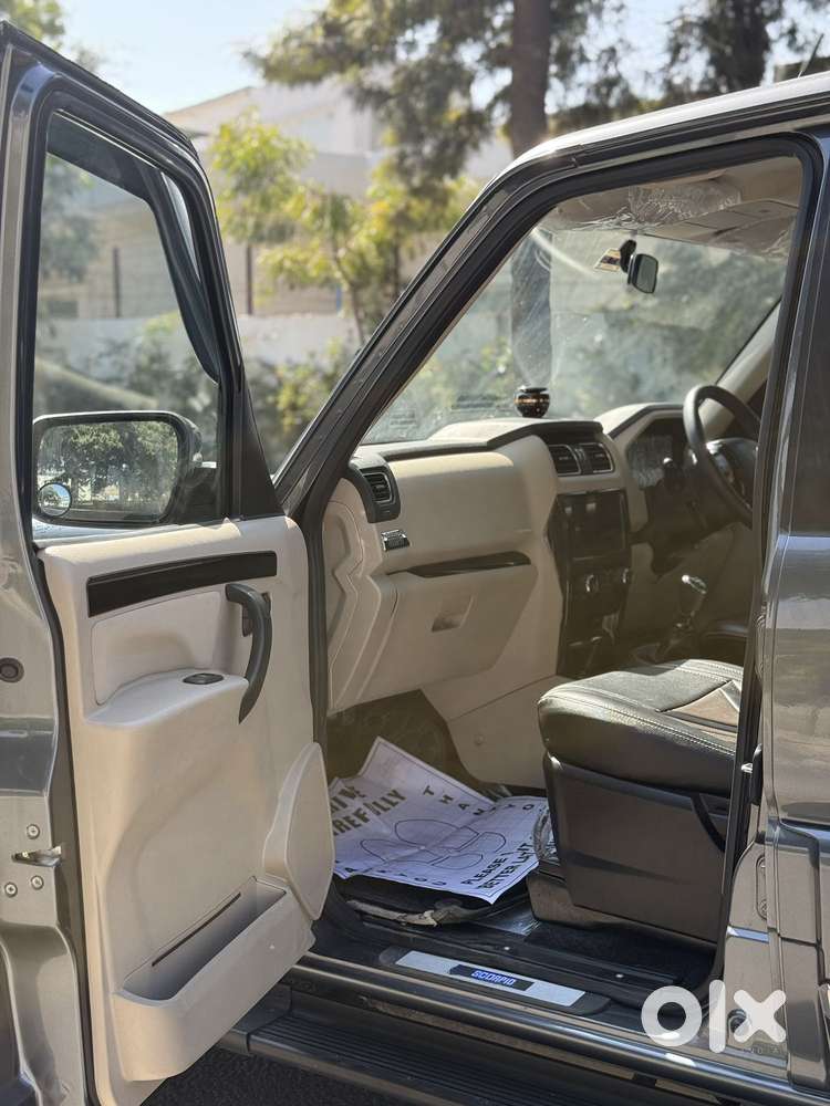 Mahindra Scorpio Classic 2.2 S 11 Mt 7 Str, 2024, Diesel