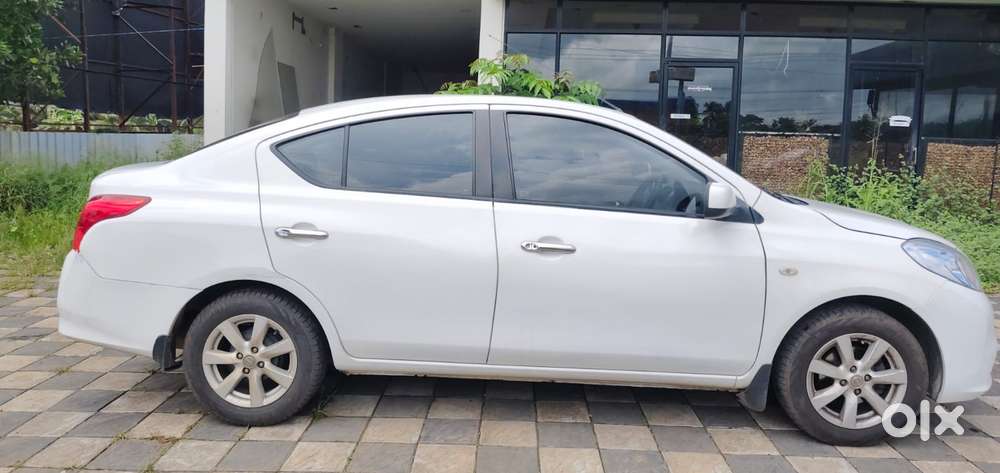 Nissan Sunny Xv, 2014, Petrol
