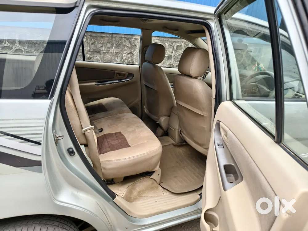 Toyota Innova 2006 Diesel Well Maintained