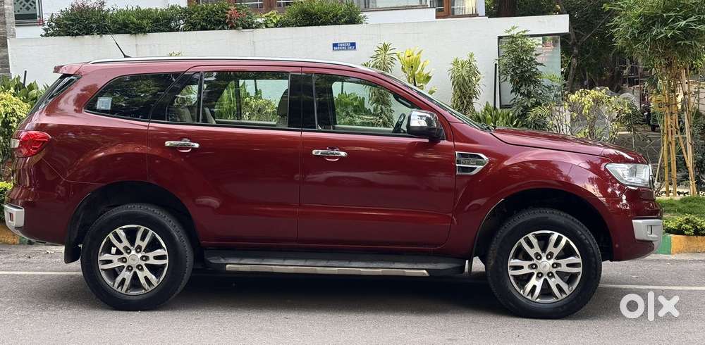 Ford Endeavour 3.2 Titanium 4x4 At, 2016, Diesel