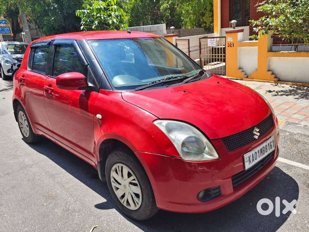 Maruti Suzuki Swift Vxi + Manual, 2006, Petrol